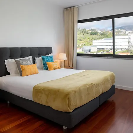 Amparo Ii By An Island Appartement Funchal (Madeira)