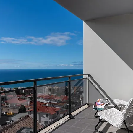 Amparo Ii By An Island Appartement